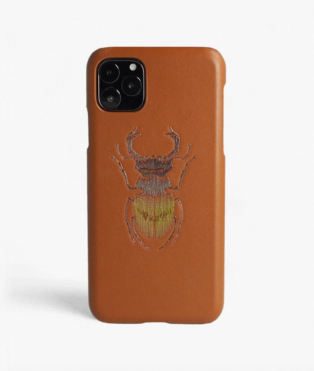 The Case Factory Skal iPhone 11 Pro Max Beetle Calf Dusty Cognac