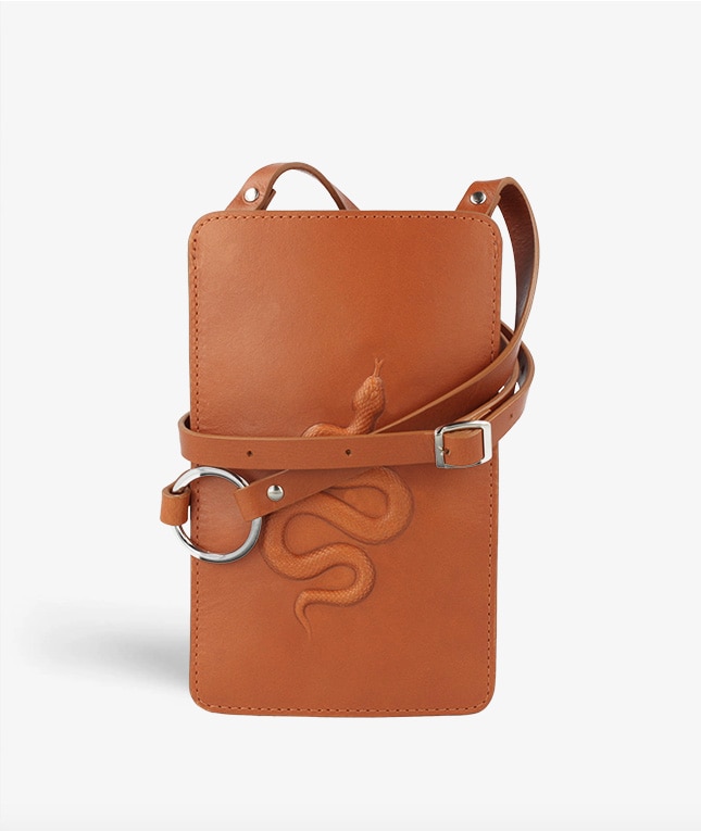 Smart Crossbody Väska Vegetable Tanned Snake Brun