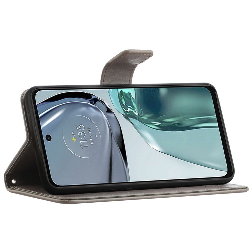 Läderfodral Fjärilar Motorola Moto G62 grå