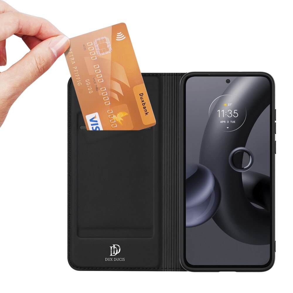 Skin Pro Series Motorola Edge 30 Neo - Svart