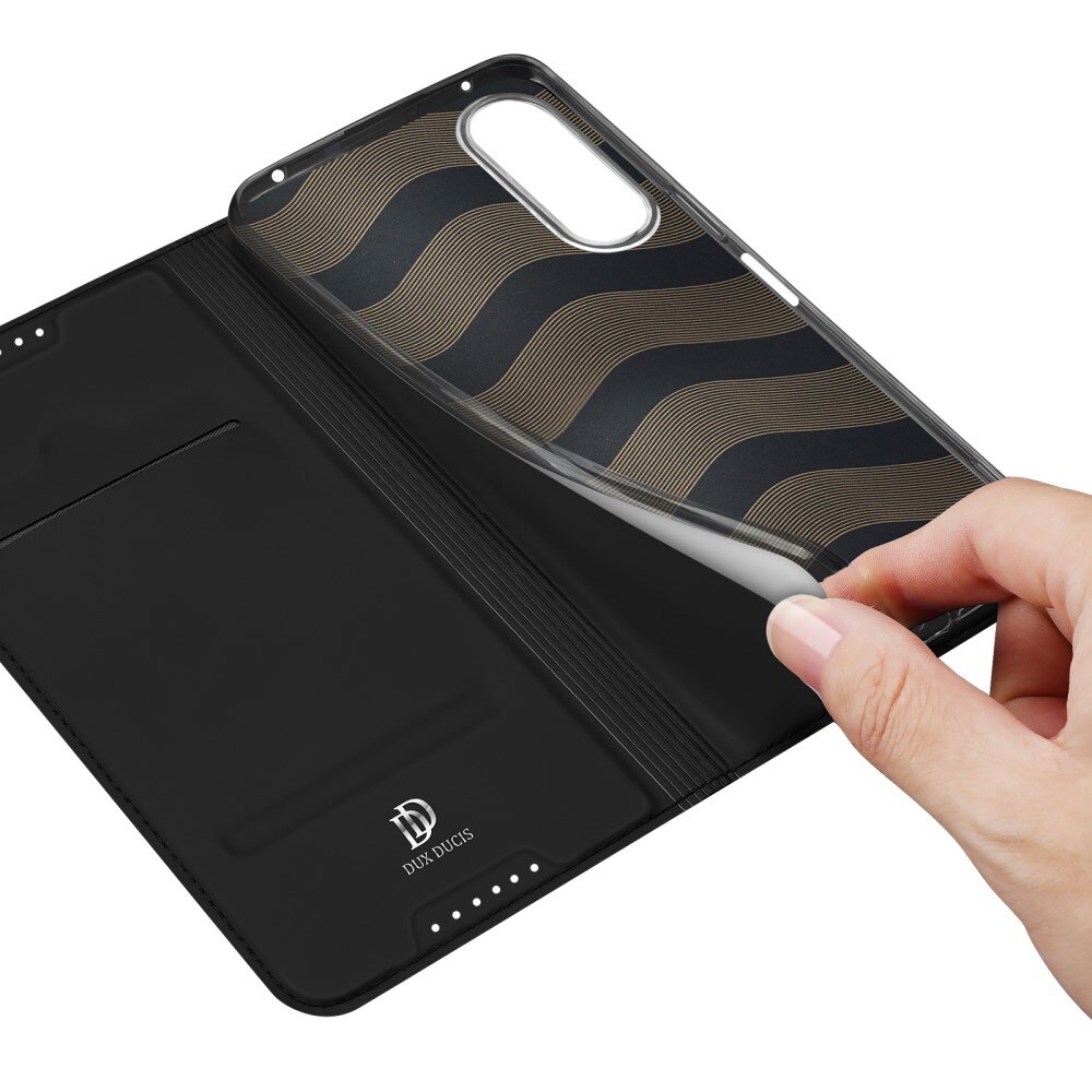 Skin Pro Series Sony Xperia 10 V - Svart