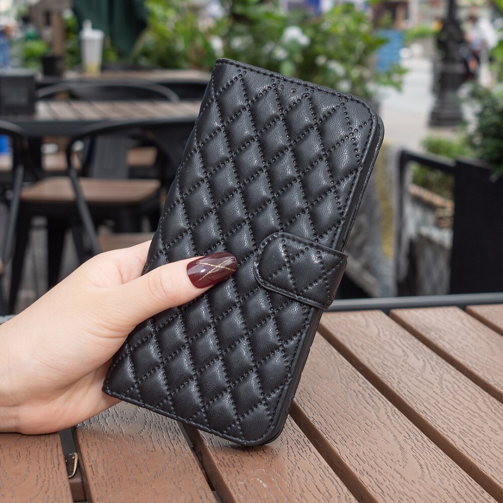 PlånboksfodraliPhone 15 Quilted svart