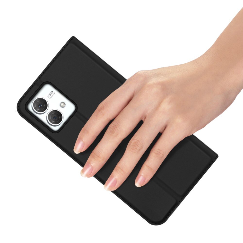 Skin Pro Series Motorola Moto G84 - Svart